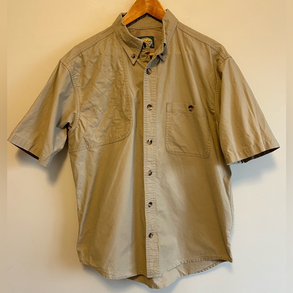 Cabelas Men's Tan Short Sleeve Hunting Shooting Vented Cotton Shirt - Size M EUC